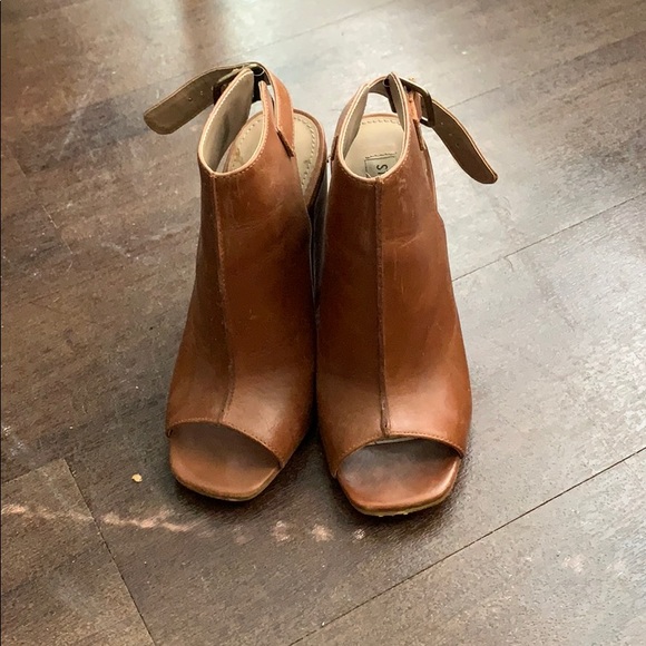 Steve Madden Shoes - High heeled booties